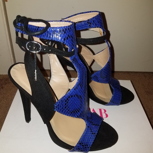 JustFab Shoes - JustFab Courteney blue and black Sandals